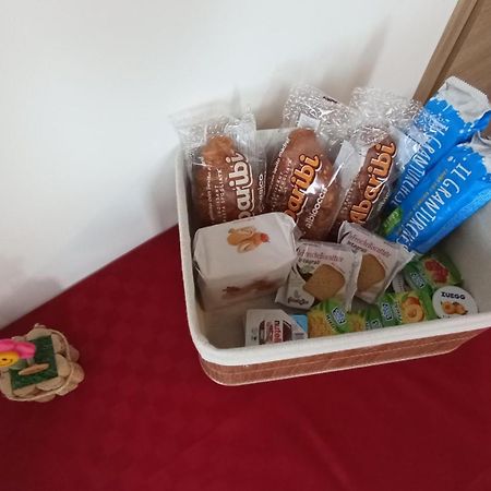 カロルツィオコルテ La Dimora Dei Due Laghi Bed & Breakfast エクステリア 写真